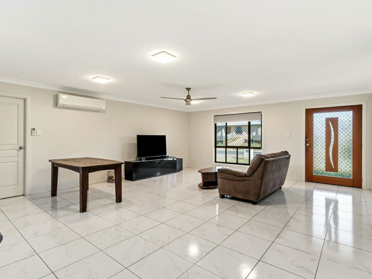 25 Burke And Wills Drive, GRACEMERE, Gracemere - Thumbnail 5