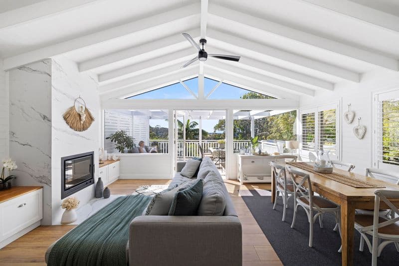 30 Southern Cross Way, Allambie Heights - Thumbnail 2
