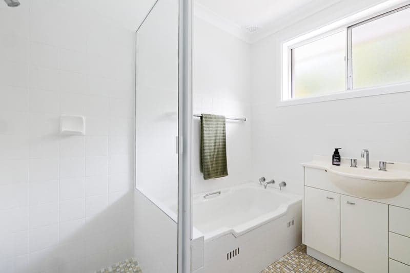 12 Kokoda Crescent, Beacon Hill - Thumbnail 8