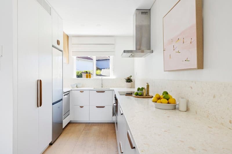 1/30 Eurobin Avenue, Manly - Thumbnail 3