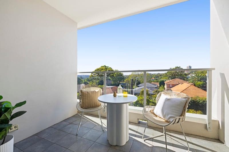 202/6 Sylvan Avenue, Balgowlah - Thumbnail 2