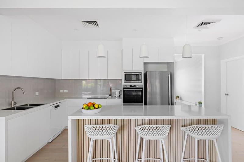 13 Valley View Road, Frenchs Forest - Thumbnail 3