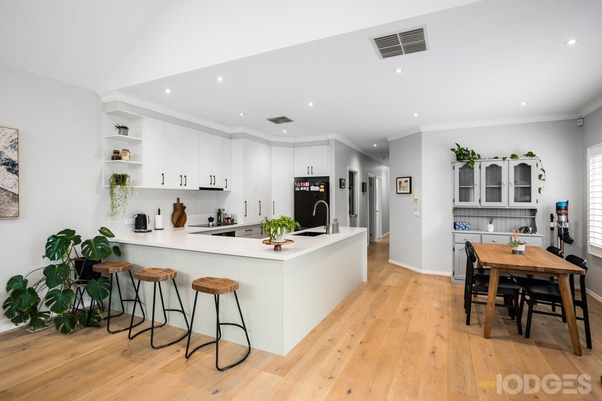 108A Collins Street, Mentone, VIC, 3194, Mentone - Thumbnail 3