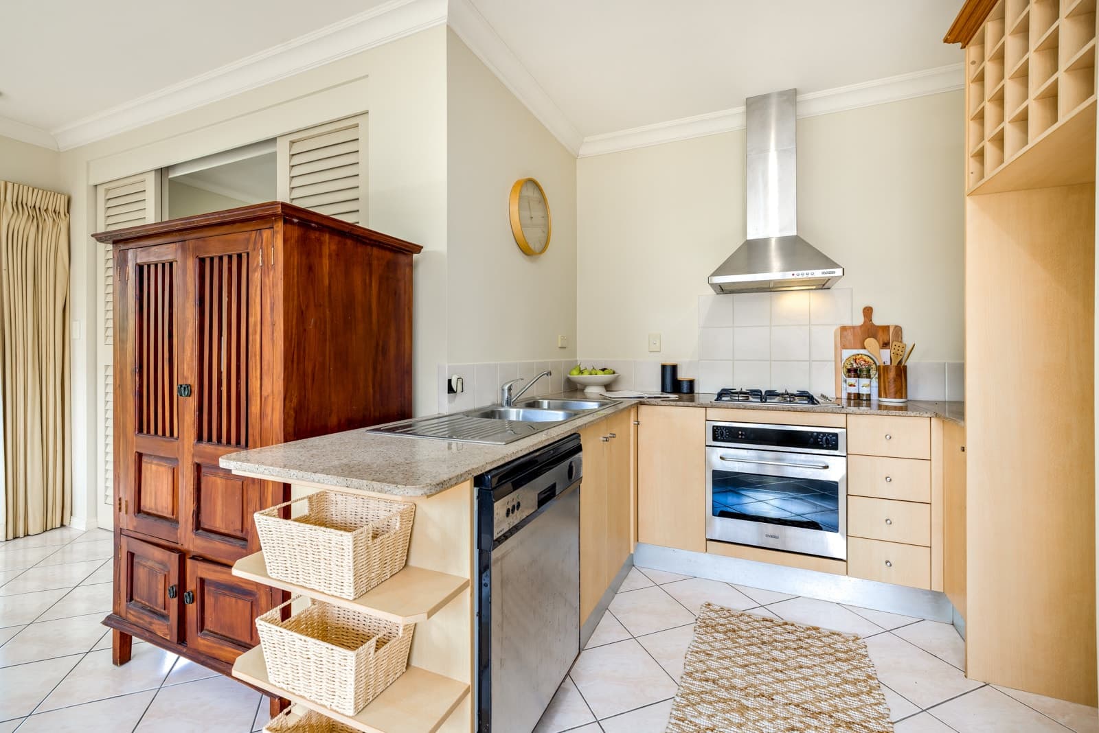 1221/2-10 Greenslopes Street, Cairns North, Cairns North - Thumbnail 5
