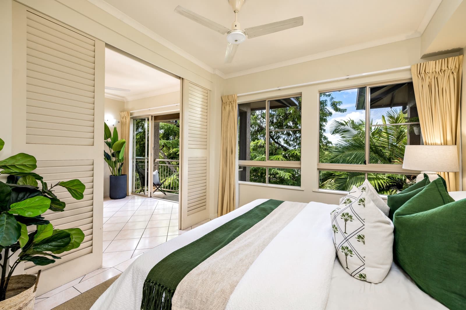 1221/2-10 Greenslopes Street, Cairns North, Cairns North - Thumbnail 7