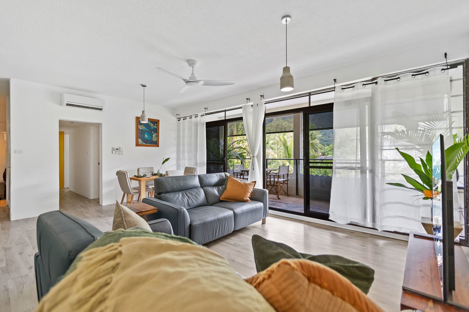 10/5-7 Amphora Street, Palm Cove, Palm Cove - Thumbnail 3