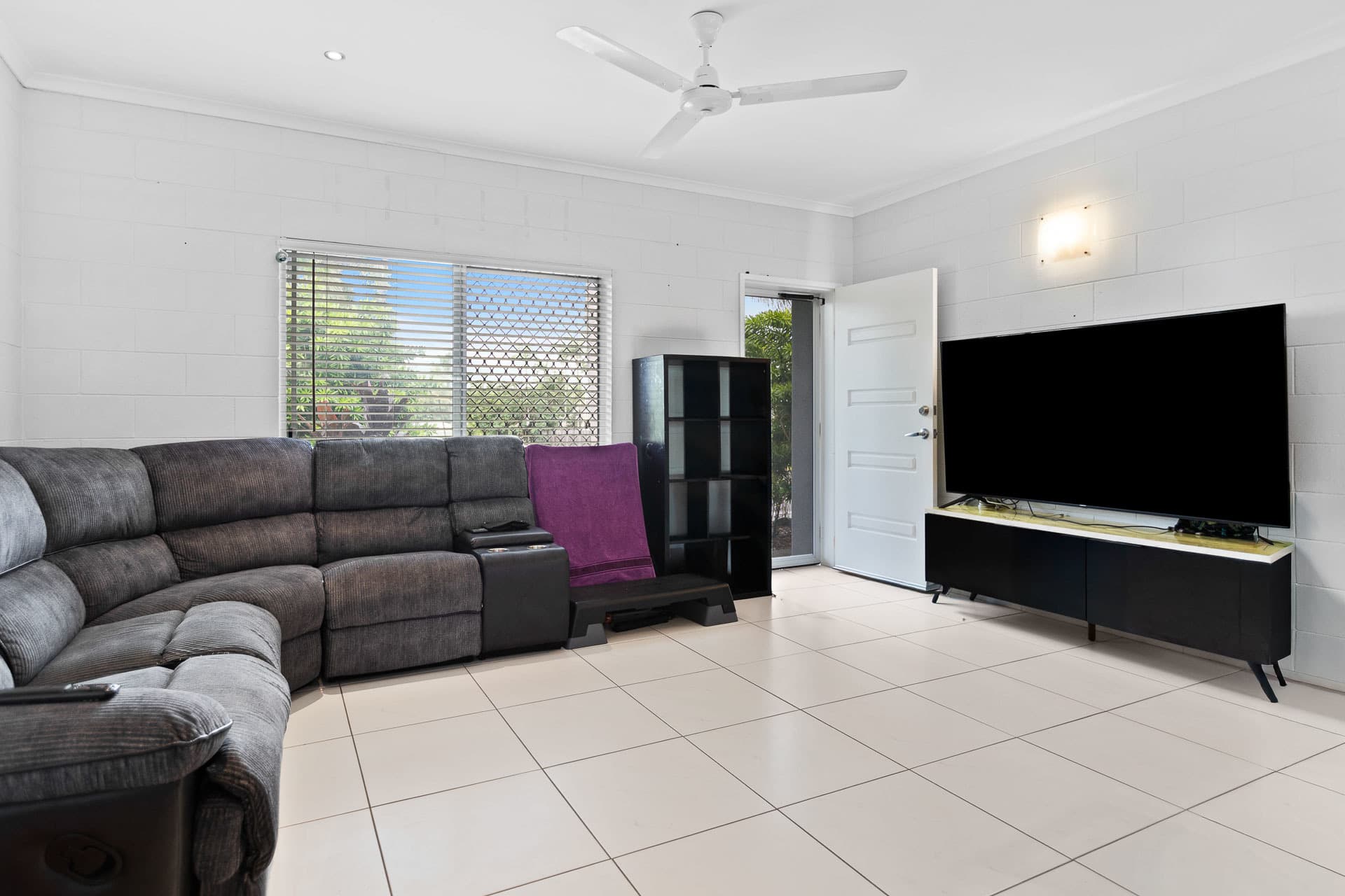 31 Tiffany Street, White Rock, White Rock - Thumbnail 7