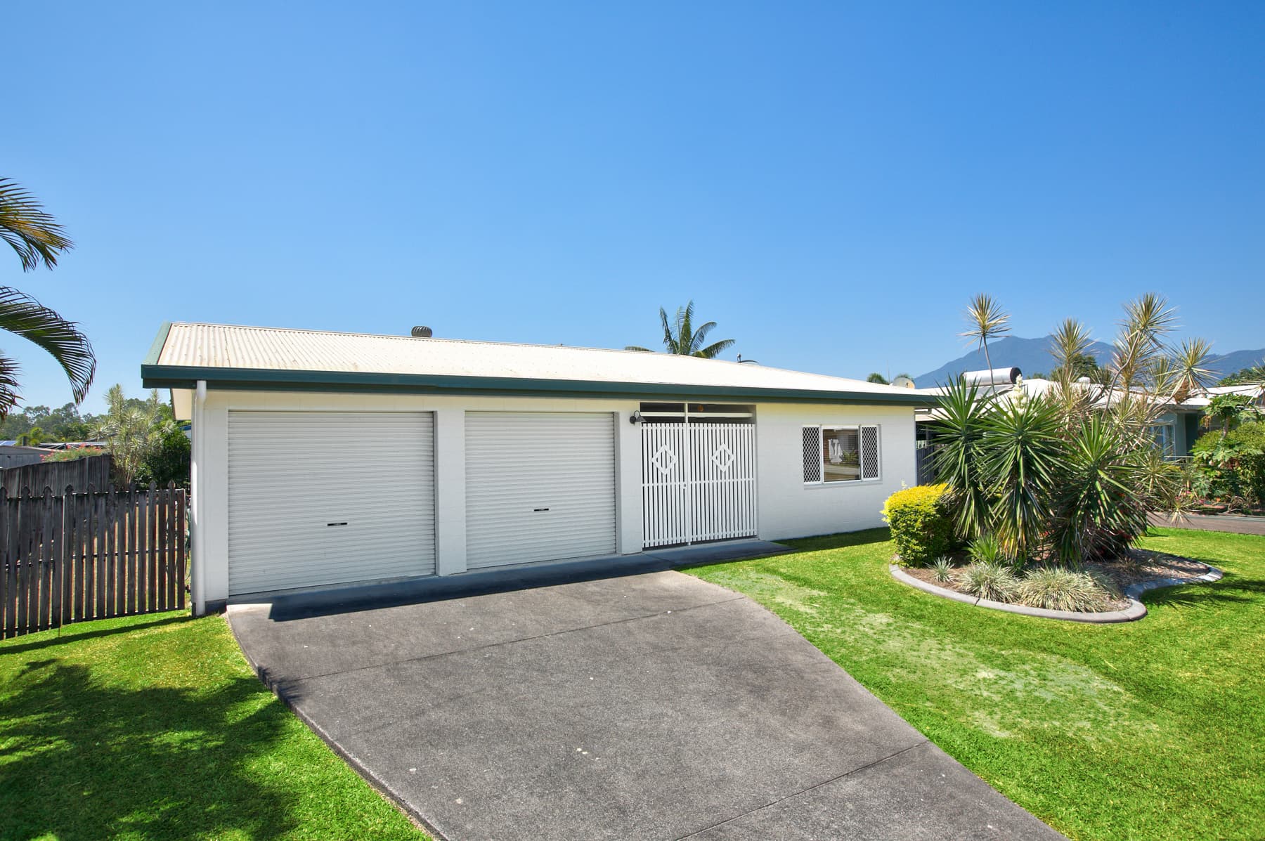 9 Glenrowan Street, White Rock, White Rock - Image 1