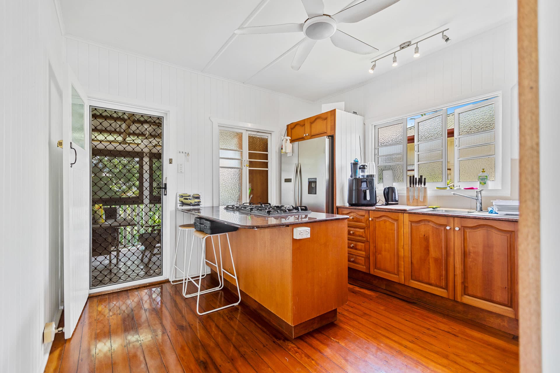 11 Boland Street, Westcourt, Westcourt - Thumbnail 4