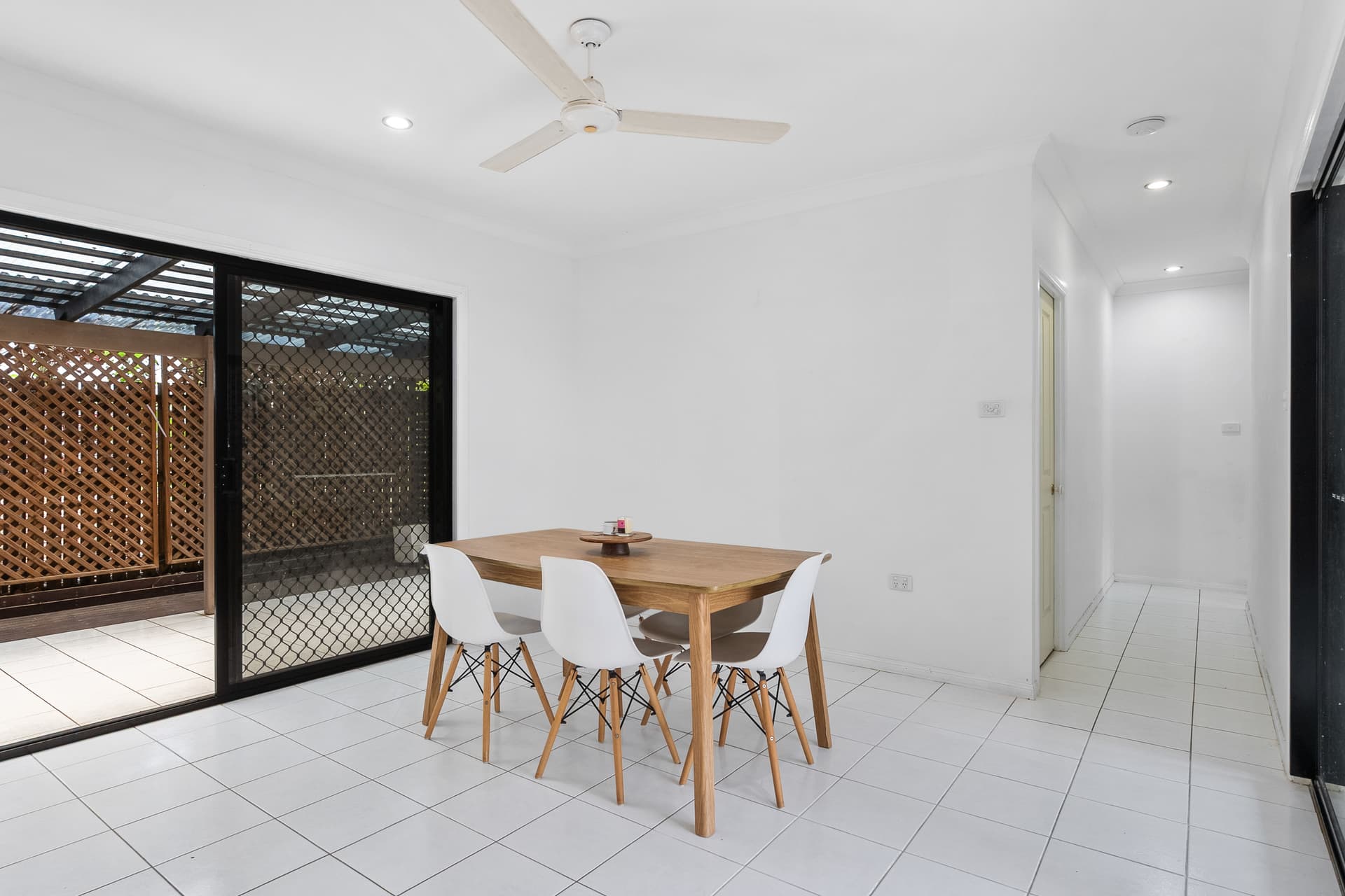 4 Treetop Drive, Mount Sheridan, Mount Sheridan - Thumbnail 8