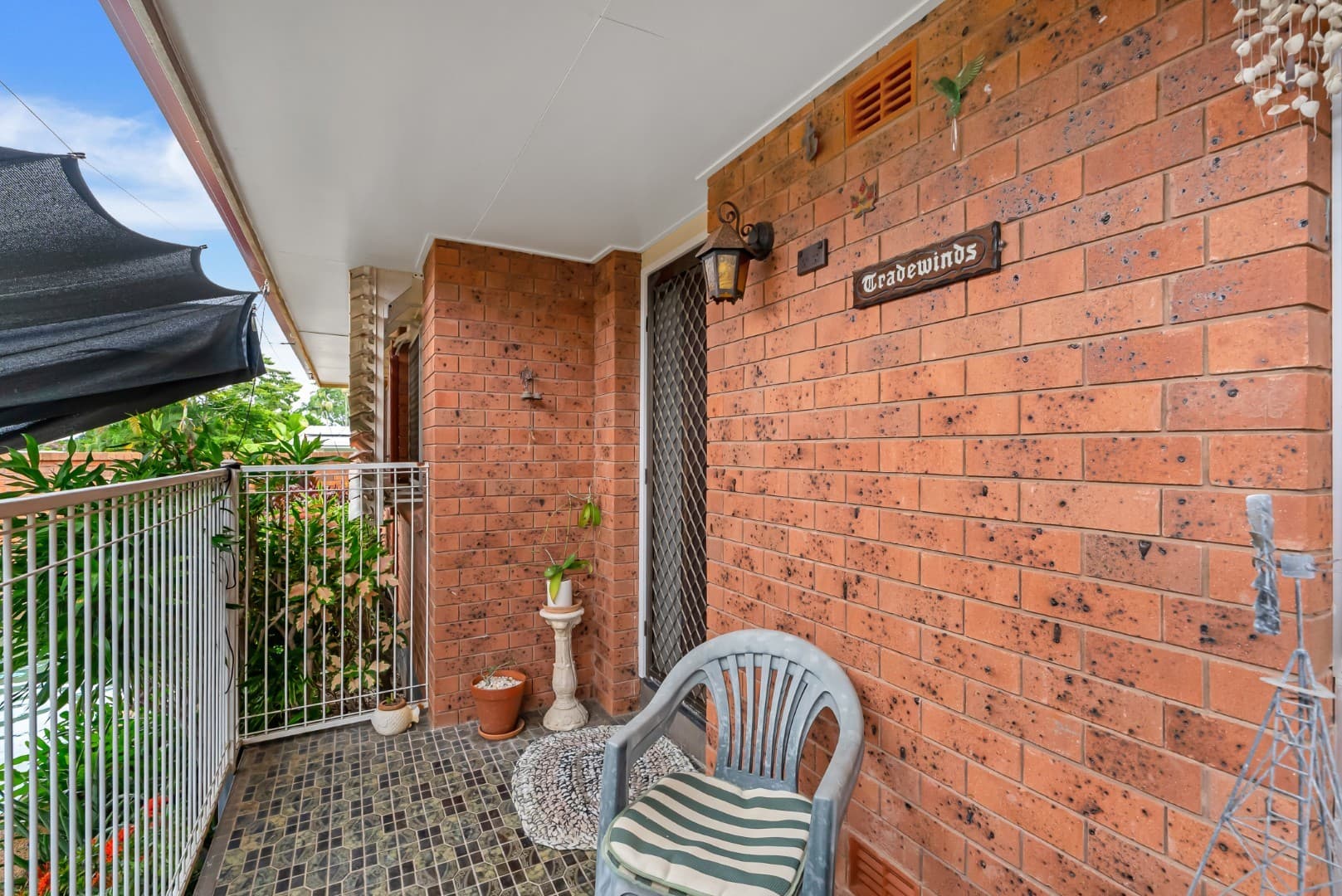 59 Carnation Drive, Mooroobool, Mooroobool - Thumbnail 2