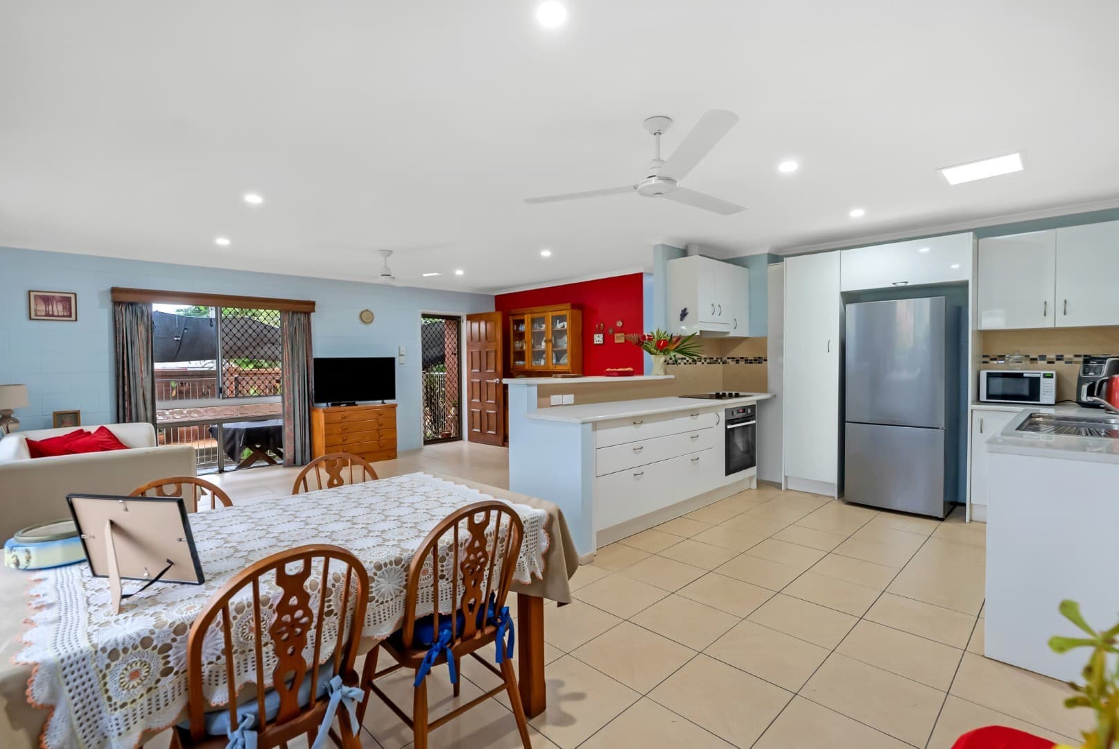 59 Carnation Drive, Mooroobool, Mooroobool - Thumbnail 6