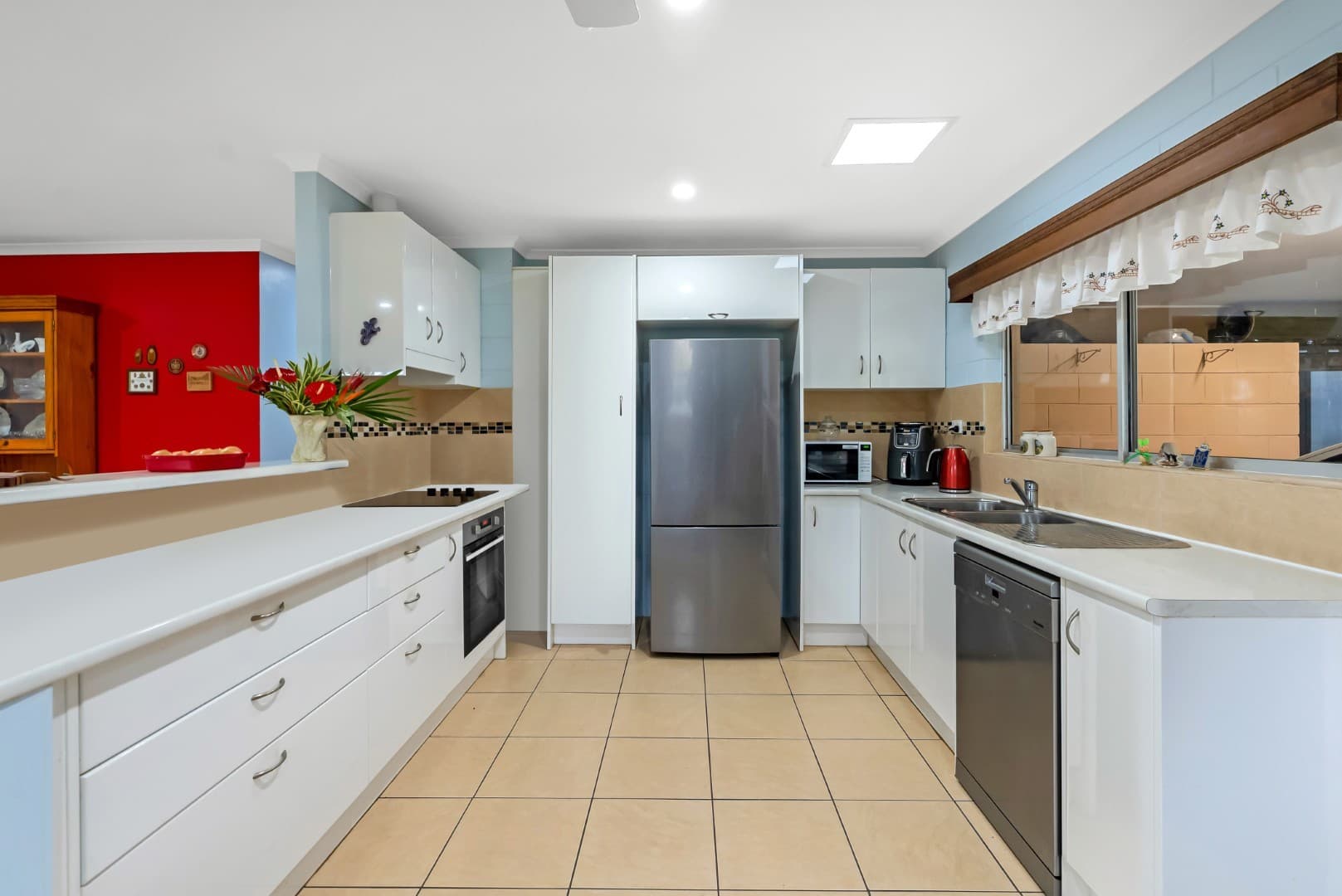 59 Carnation Drive, Mooroobool, Mooroobool - Thumbnail 7