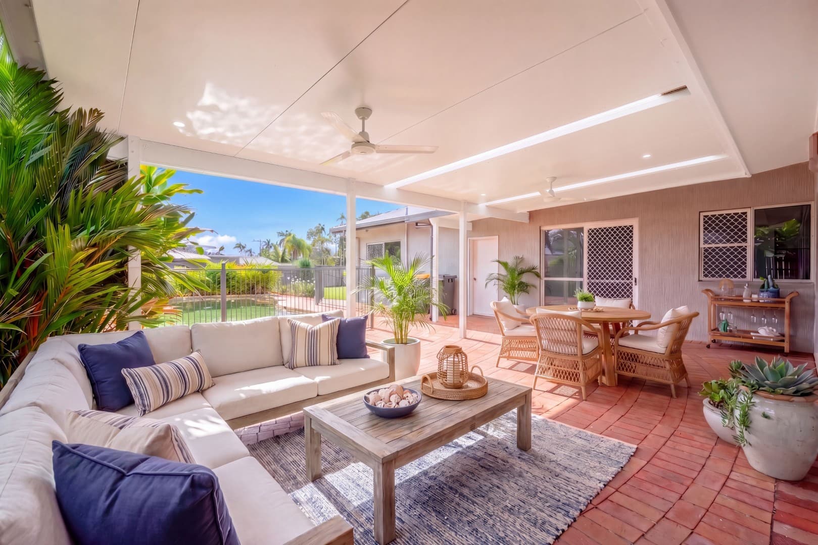 72 Callum Street, Mooroobool, Mooroobool - Thumbnail 3