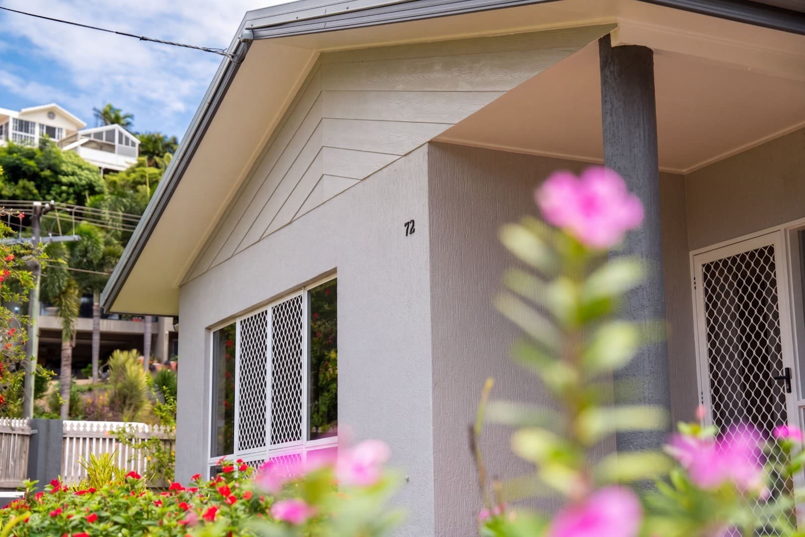 72 Callum Street, Mooroobool, Mooroobool - Thumbnail 5