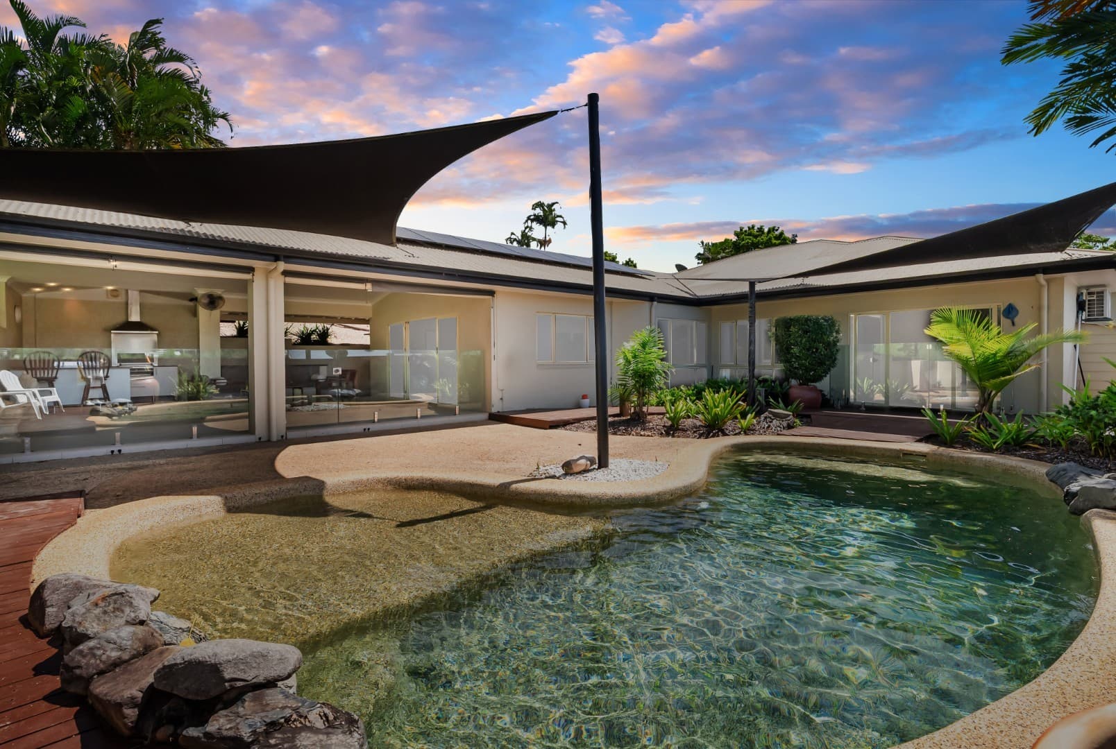 17 West Parkridge Drive, Brinsmead, Brinsmead - Image 1