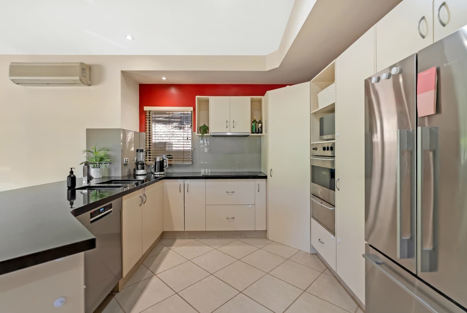 17 West Parkridge Drive, Brinsmead, Brinsmead - Thumbnail 6
