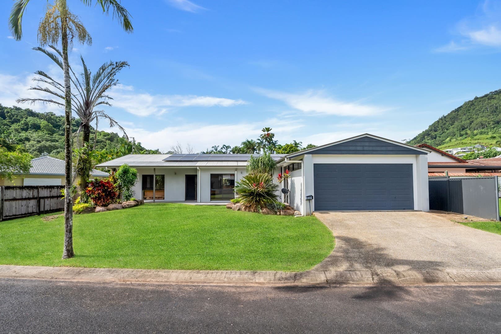 5 Finch Street, Bayview Heights, Bayview Heights - Image 1