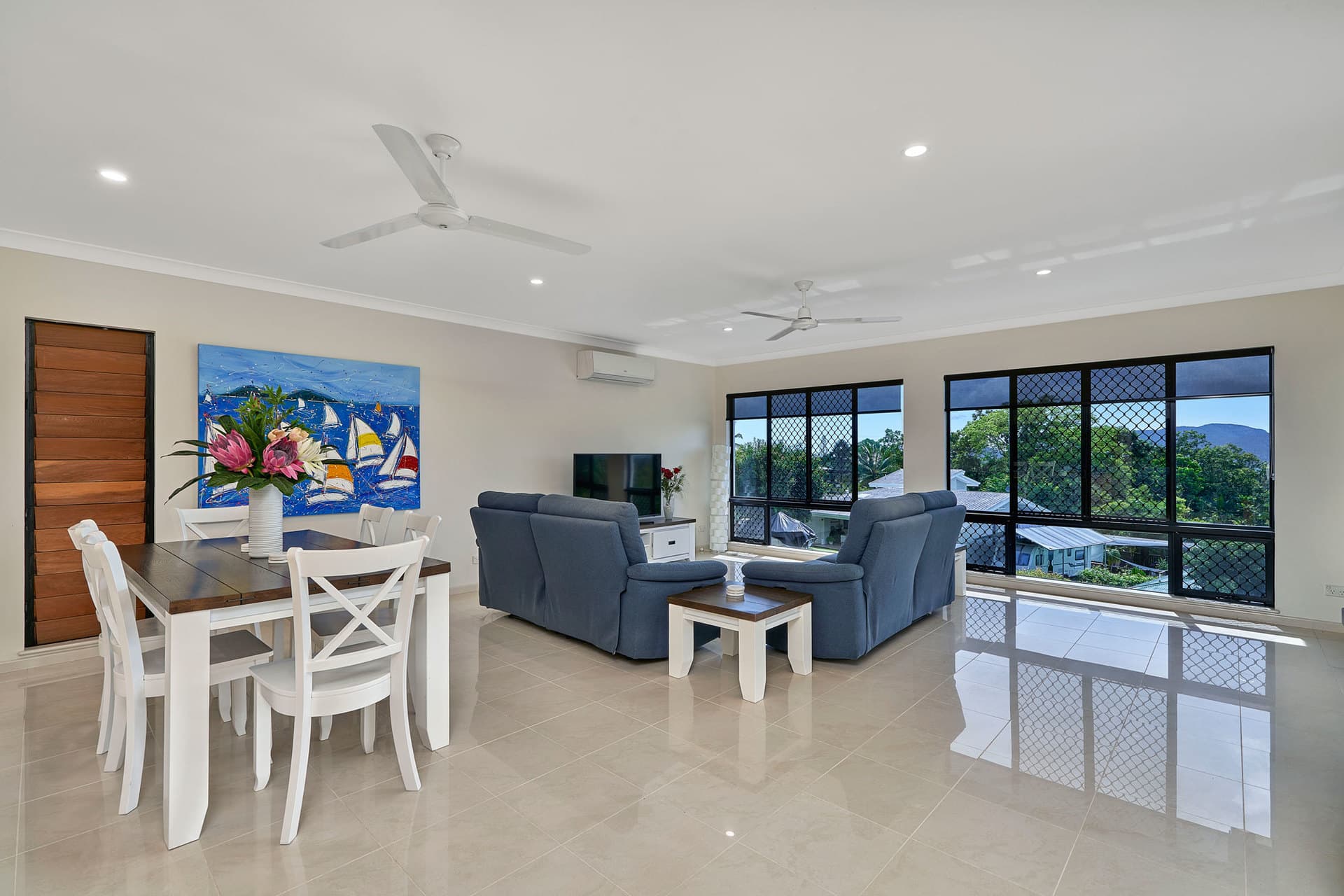 23 Minerva Avenue, Mooroobool, Mooroobool - Thumbnail 7