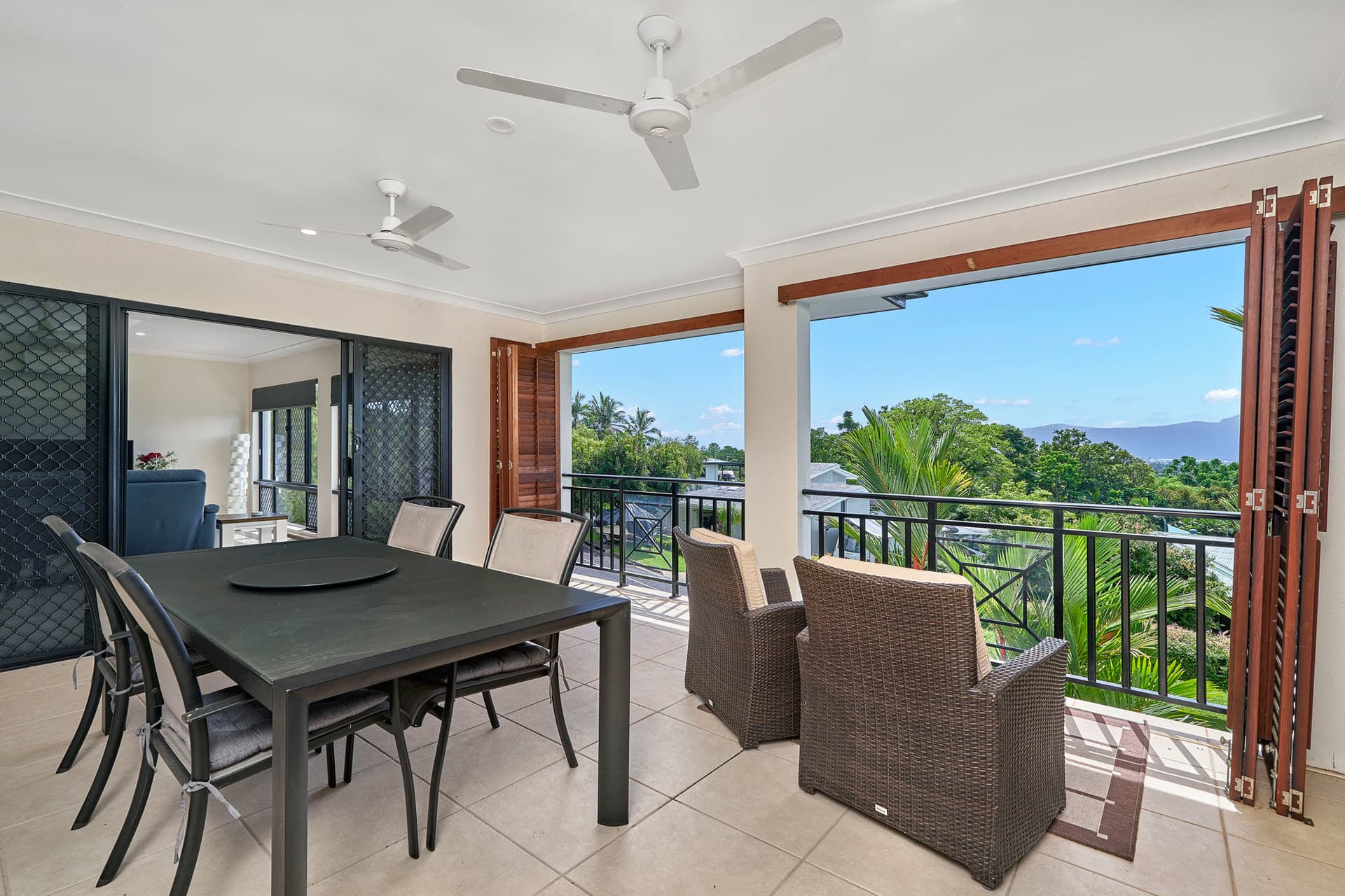 23 Minerva Avenue, Mooroobool, Mooroobool - Thumbnail 8