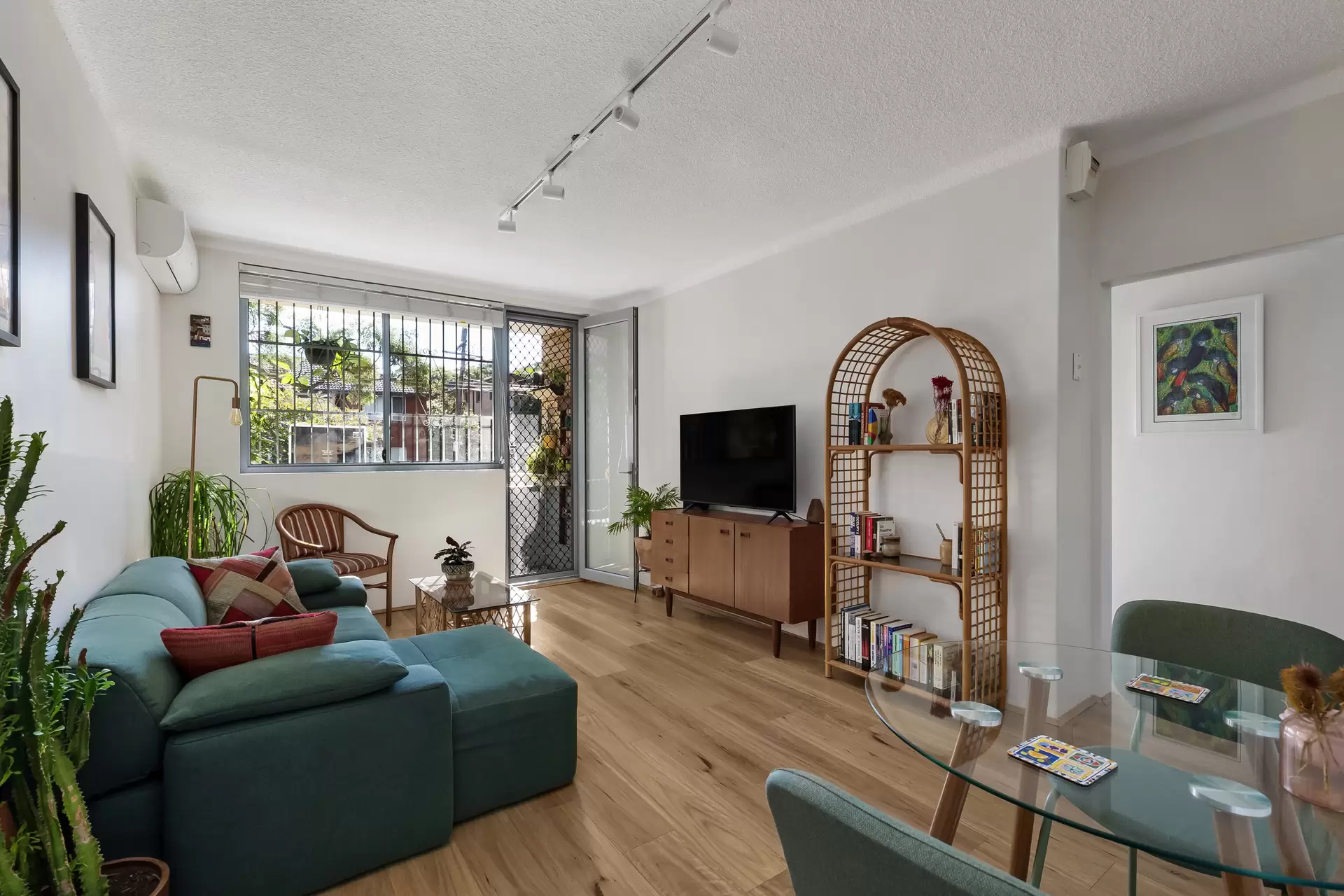 2/10 View Street, Marrickville - Image 1