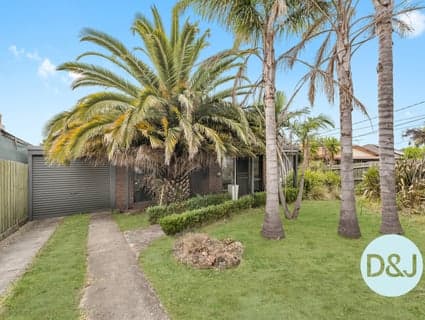 35 Barbara Avenue, Dandenong North - Image 1
