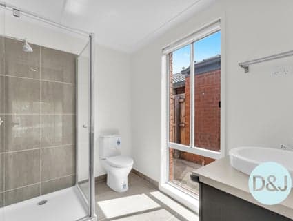 3 Rankin Close, Lynbrook - Thumbnail 7