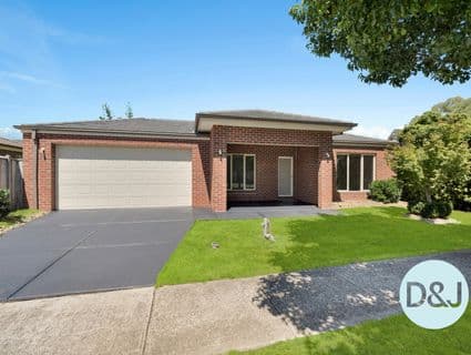 22 Dan Morgan Drive, Cranbourne East - Image 1