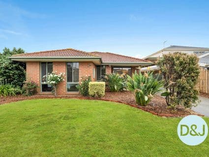 12 Pirita Place, Cranbourne West - Image 1