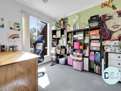 16 Scotsdale Drive, Cranbourne East - Thumbnail 8