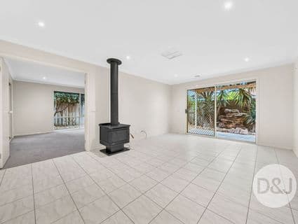 16 Dryandra Place, Cranbourne - Thumbnail 7