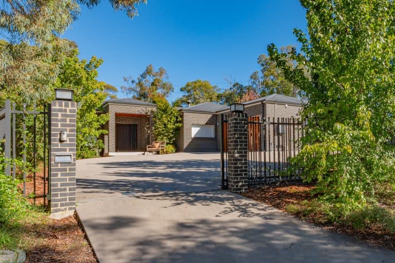 15 Blake Place, Mawson ACT 2607, Mawson - Image 1