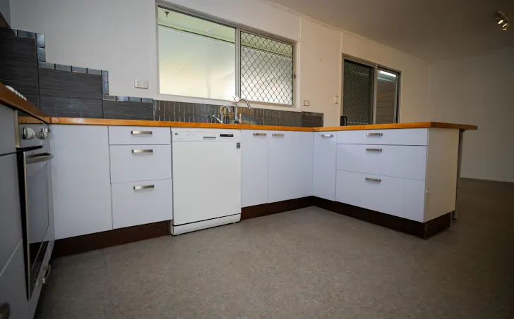 48 Taylor Street, Roma, QLD, 4455, Roma - Thumbnail 8
