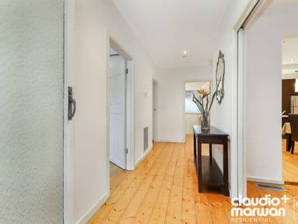 9 Ashkanasy Avenue, Pascoe Vale - Thumbnail 2