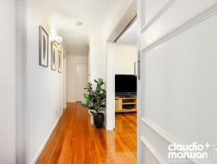 6 Valdoone Court, Oak Park - Thumbnail 3