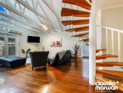 8 Neil Street, Hadfield - Thumbnail 4
