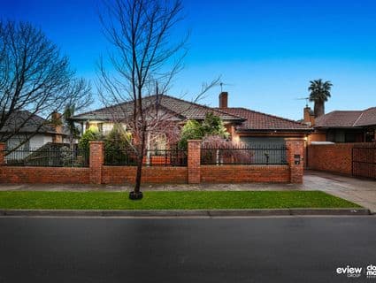51 Volga Street, Hadfield - Image 1
