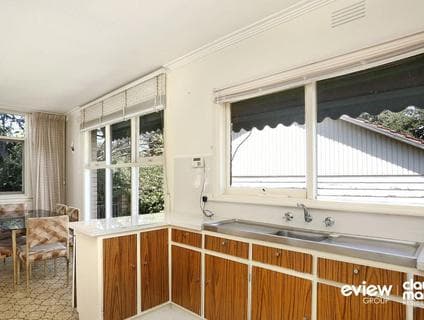 5 Ash Grove, Oak Park - Thumbnail 4
