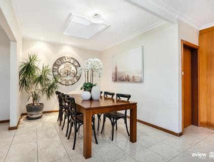35 Valley Crescent, Glenroy - Thumbnail 5