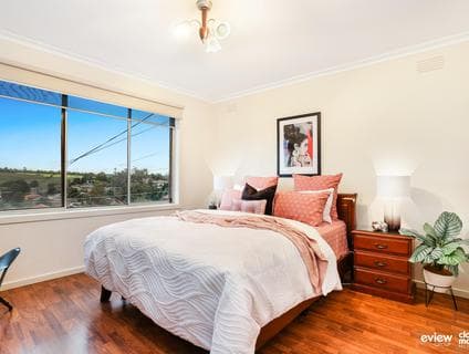 35 Valley Crescent, Glenroy - Thumbnail 8
