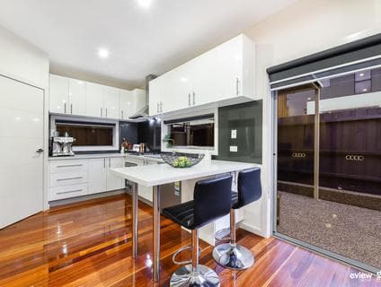 17 Douglas Street, Pascoe Vale - Thumbnail 4