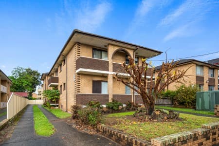 6/11 Gibbons Street, Auburn - Image 1