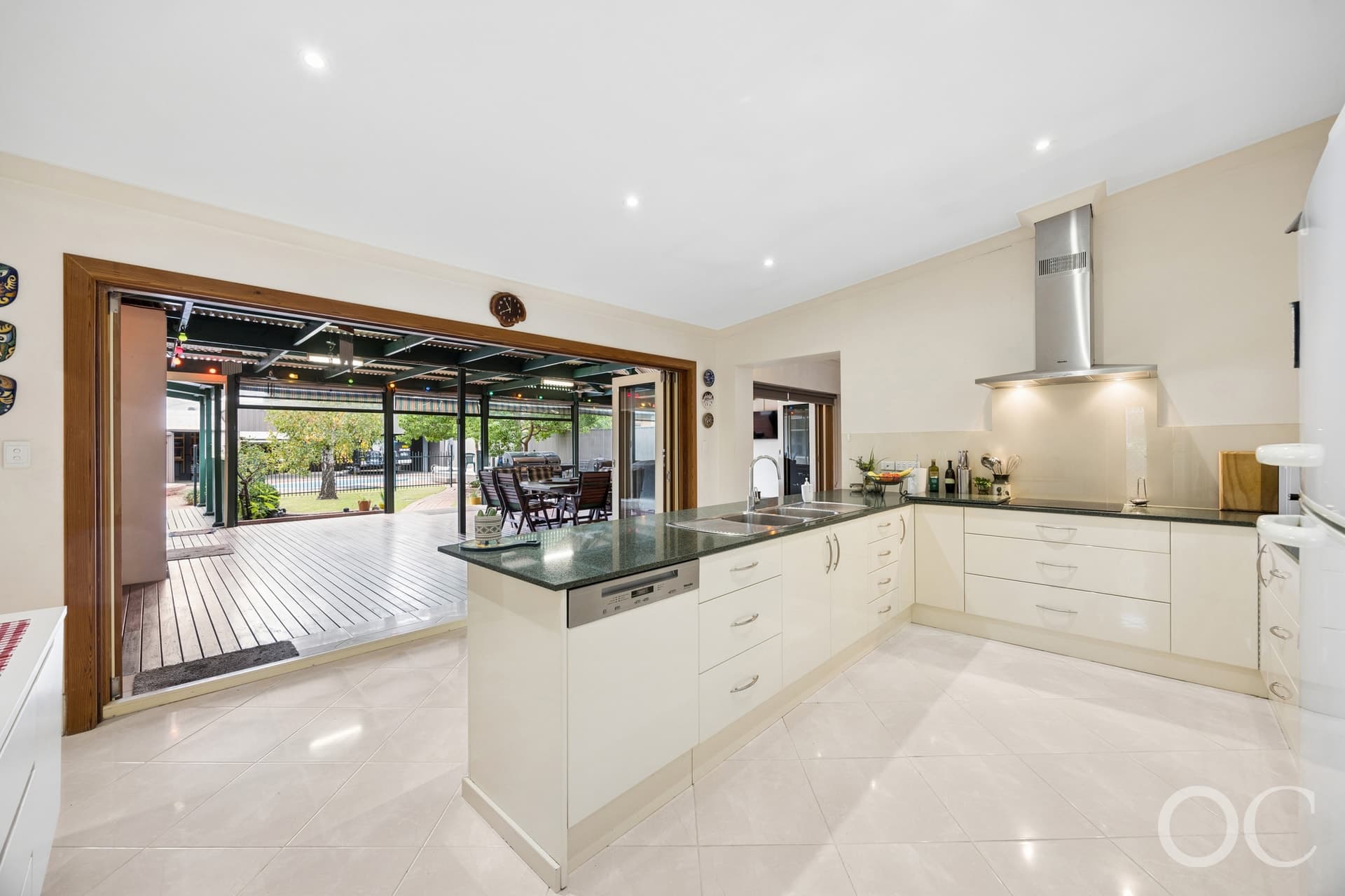 83 Coombe Road, Allenby Gardens - Thumbnail 8