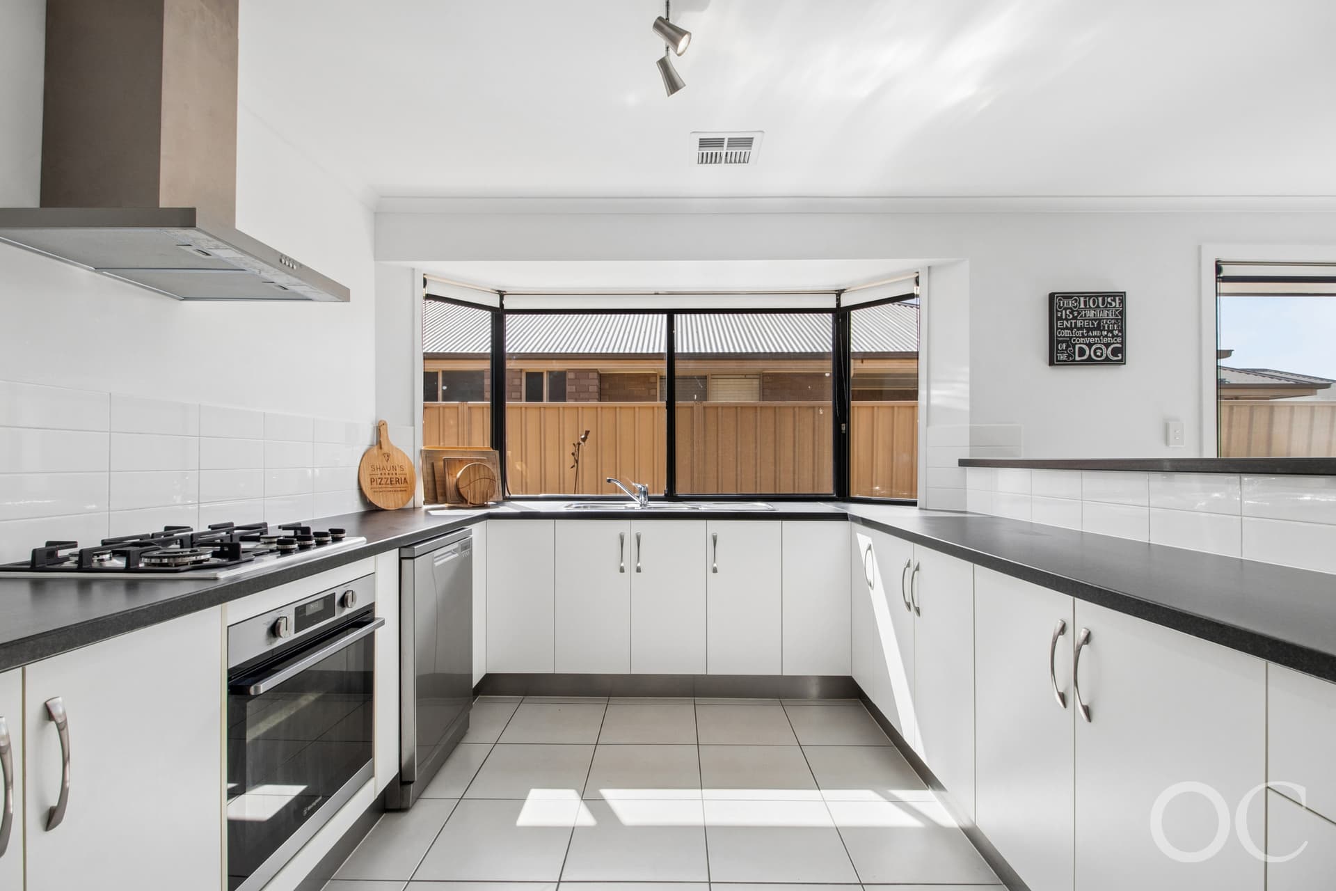 710 Grand Boulevard, Seaford Meadows - Thumbnail 3