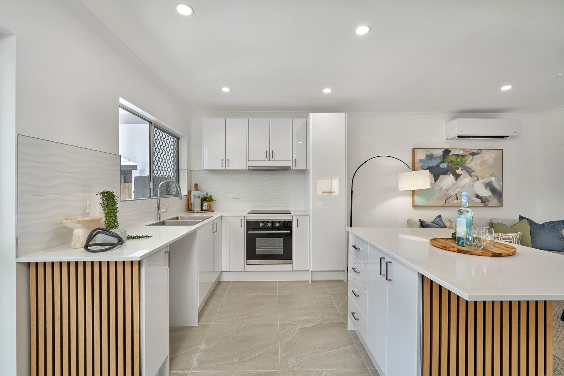 16 Lime Street, Mooroobool, Mooroobool - Thumbnail 3