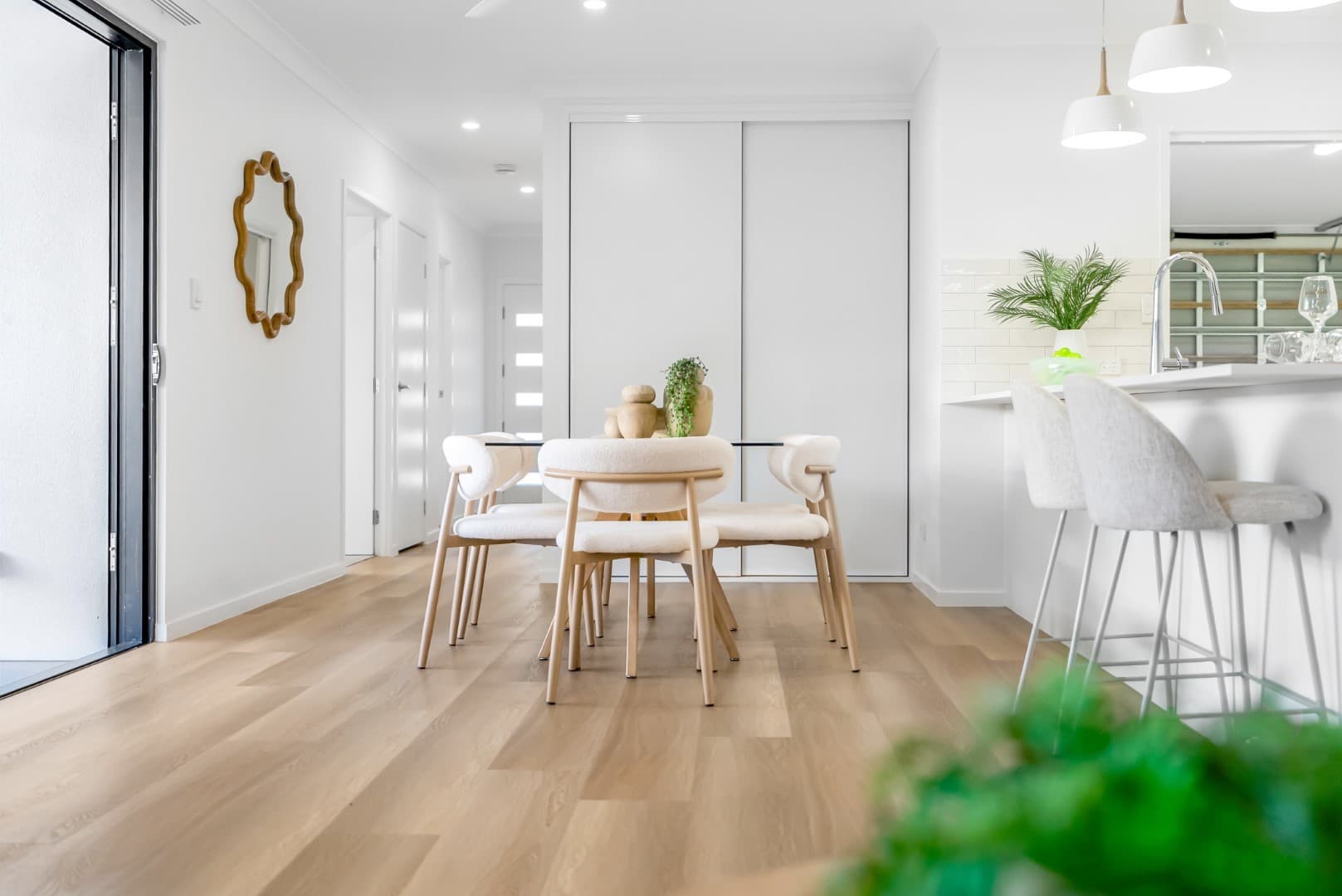 6 Shervey Way, Redlynch, Redlynch - Thumbnail 2