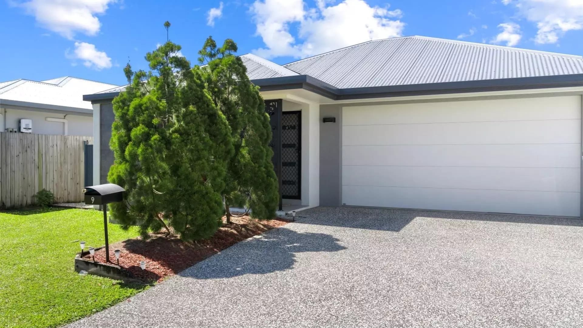 9 Porcupine Way, Mount Peter, Mount Peter - Thumbnail 2