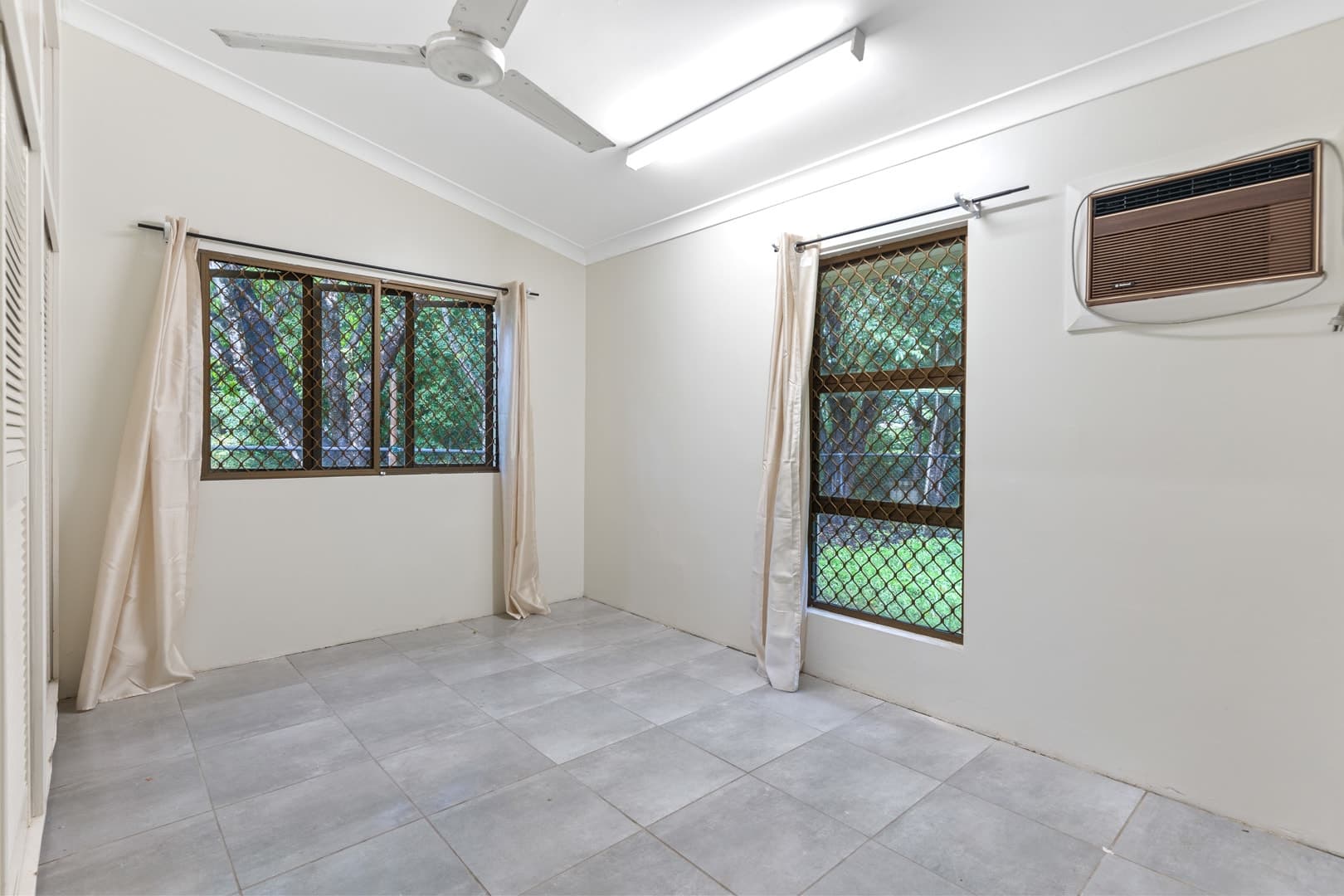 9 Comet Street, Bayview Heights, Bayview Heights - Thumbnail 4