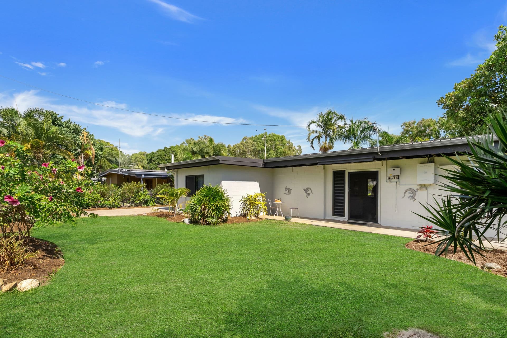 21 Christensen Street, Machans Beach, Machans Beach - Thumbnail 3