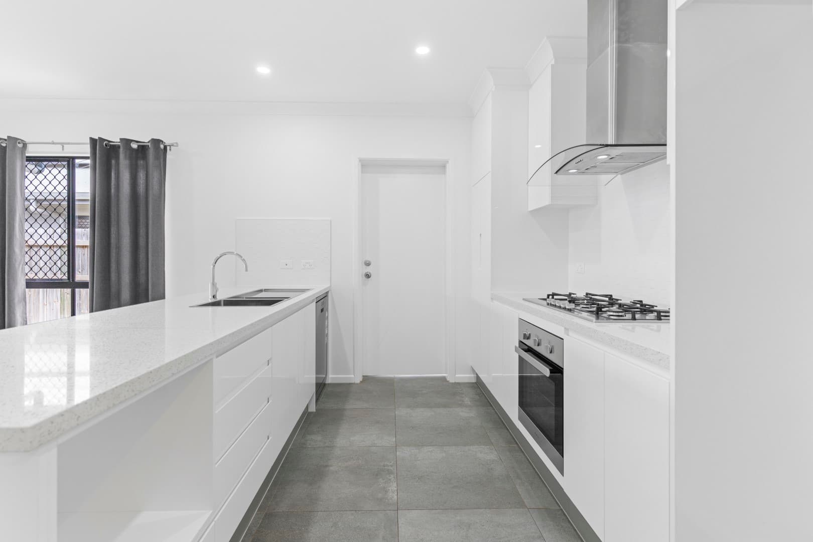 12 Barratta Circle, Trinity Park, Trinity Park - Thumbnail 3